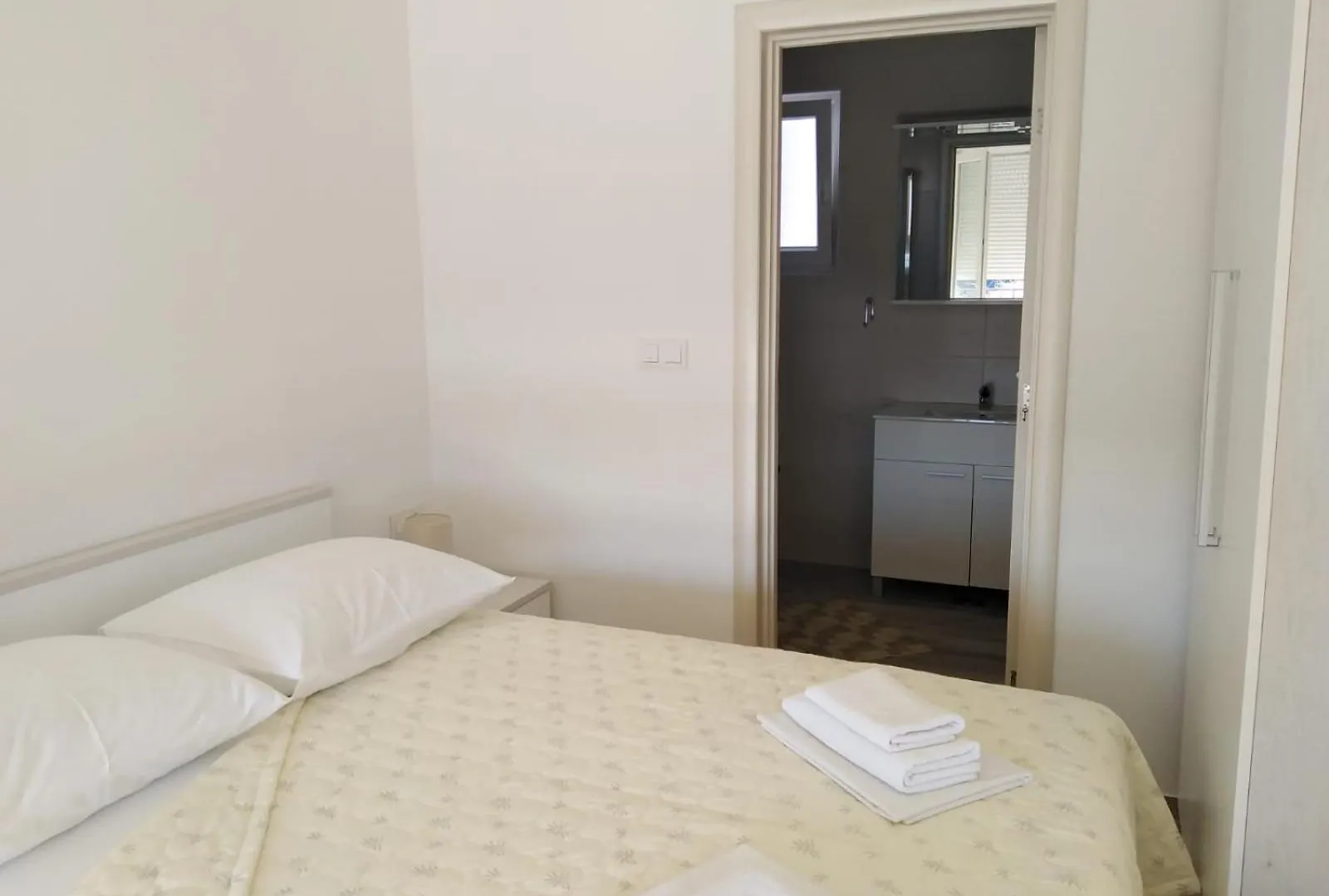 Apartments Patalic Lopar Croatia